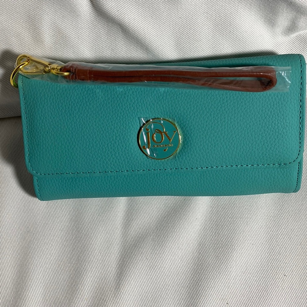 Teal pebble leather wristlet/wallet.